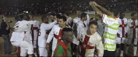 Festa do</p>...</div>

 

 

<div class=