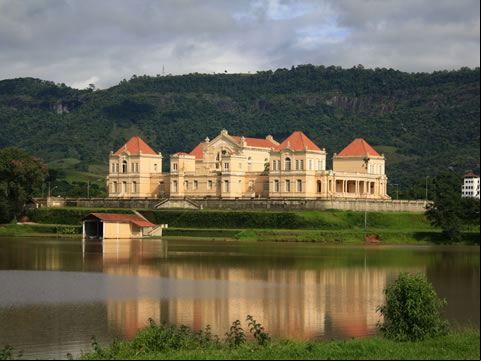 Lago Guanabara</p>...</div>

 

 

<div class=