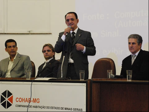 Secretário</p>...</div>

 

 

<div class=